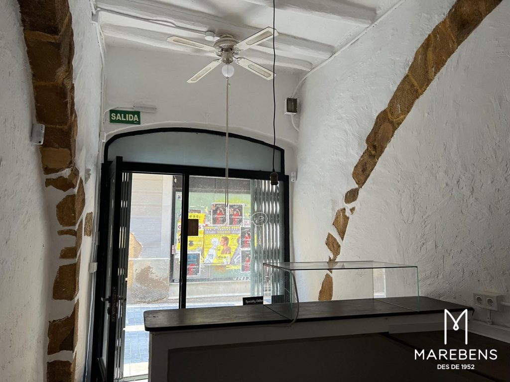 Local en alquiler en la Calle Major - 7/9